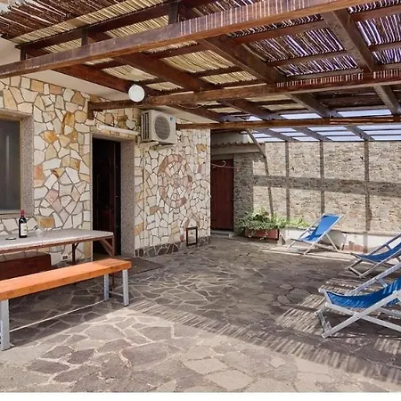 Nuraghe, Barrierefrei, Auf Olivenhain Appartement *