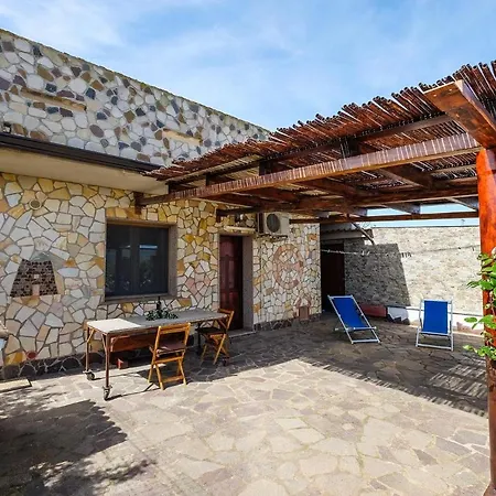 Nuraghe, Barrierefrei, Auf Olivenhain Apartment Gonnesa