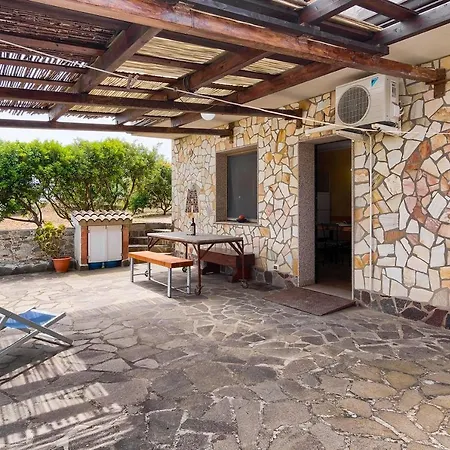 Apartment Nuraghe, Barrierefrei, Auf Olivenhain *